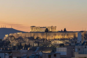 Acropolis view topfloor apartment